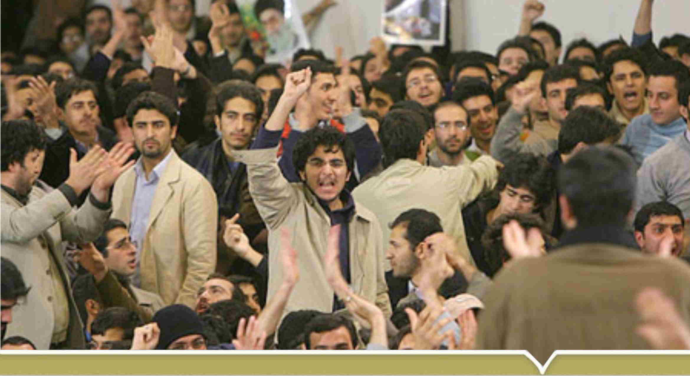 احمدی‌نژاد در دانشگاه امیرکبیر (به‌مناسبت روز دانشجو سال 1385)
